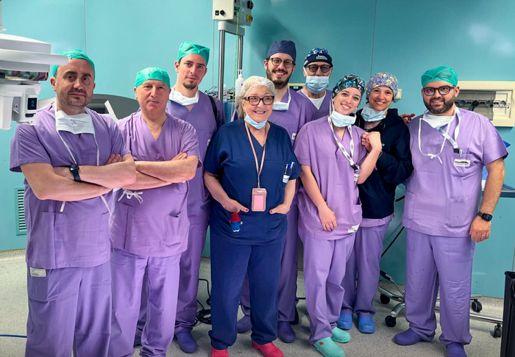 La squadra del robot “da Vinci SP”